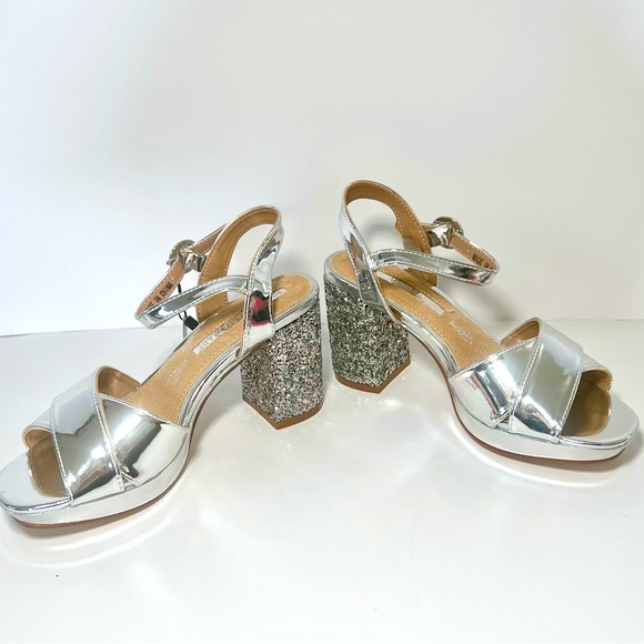 Maria Mare - Block Heeled Sandal - Silver - Picture 3 of 12